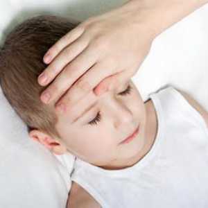 Kako srušiti temperaturu djeteta s anginom