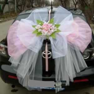 Kako napraviti luk na vjenčanje auto i ukrasiti ga?