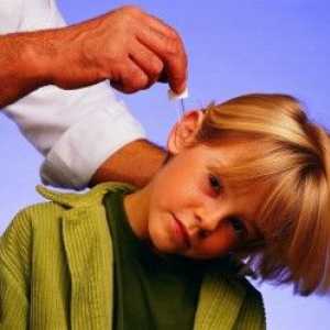 Upotreba borne kiseline za kapanje u uha otitis