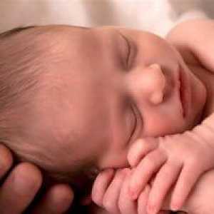 Simptomi i vrste ciste u mozgu kod novorođenčadi